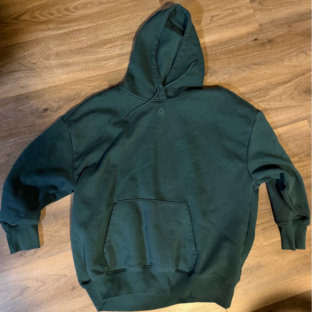 Reebok sweatshirt